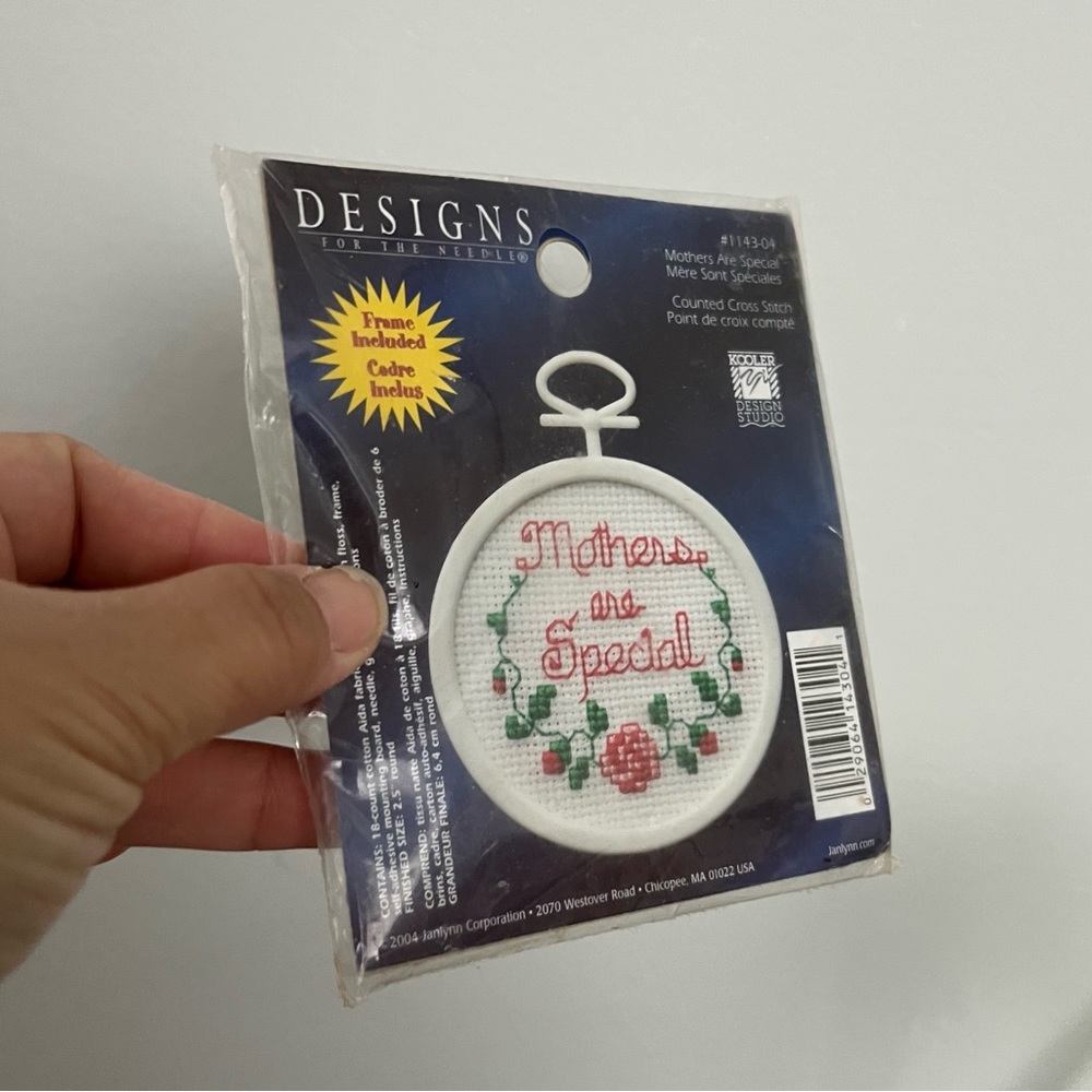 New Mothers are Special Embroidery Kit Includes 2.5 Round Frame Cotton Needle